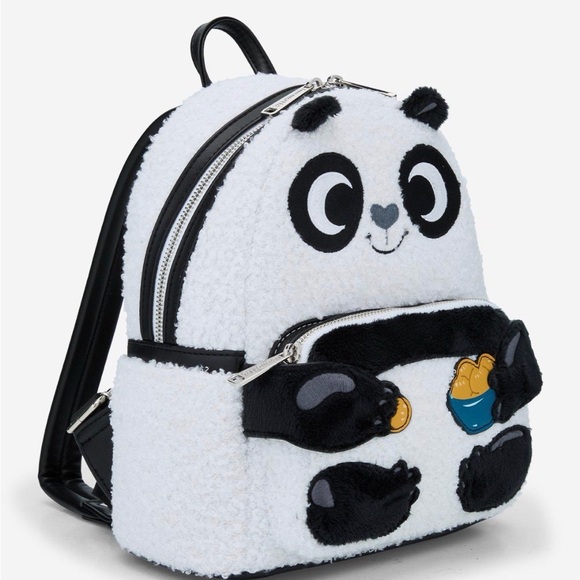 New Loungefly Kung Fu Panda Po Dumpling Sherpa Mini Backpack.
